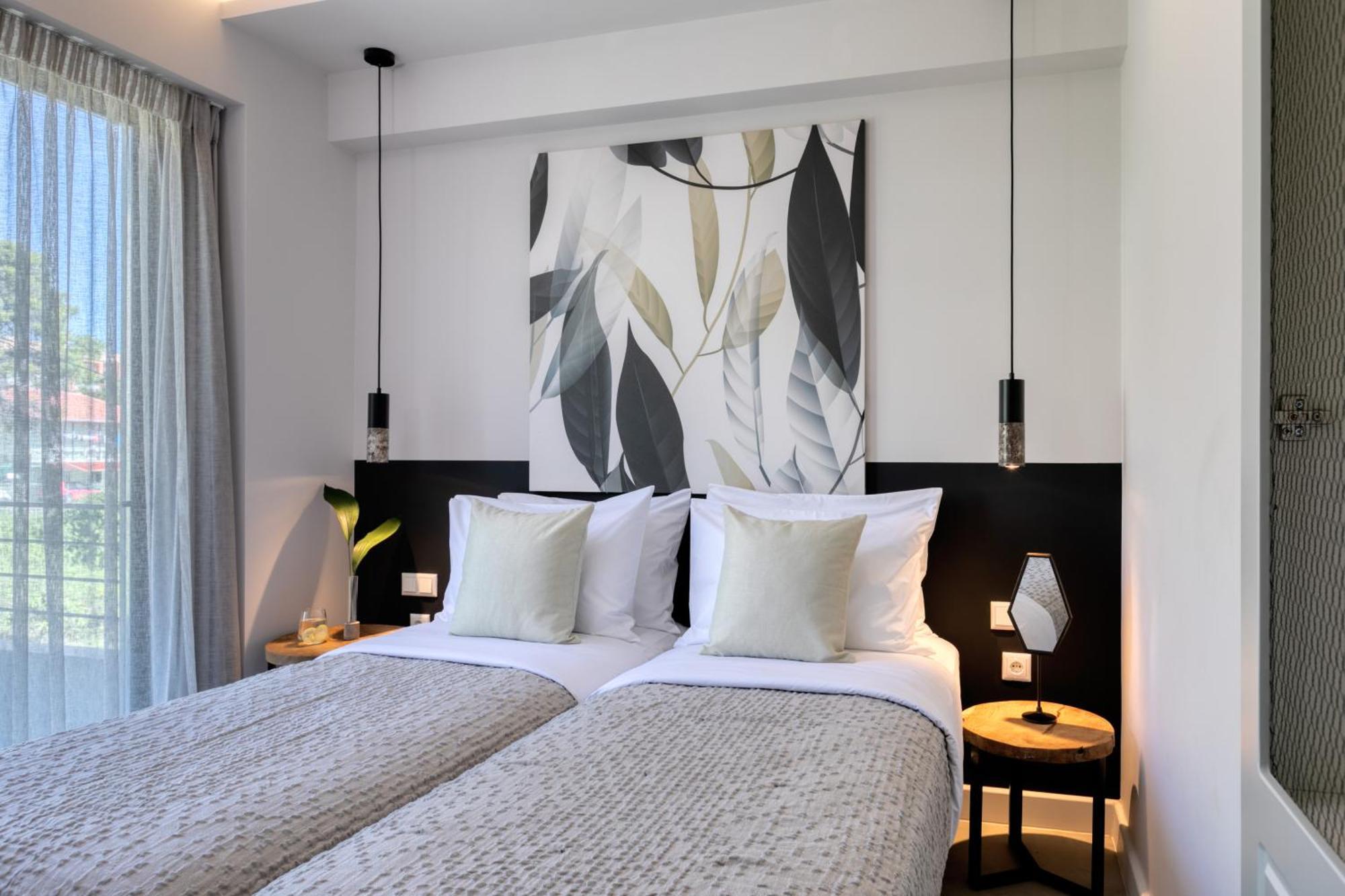 Crystal Waters Hotel Nikiana Luaran gambar