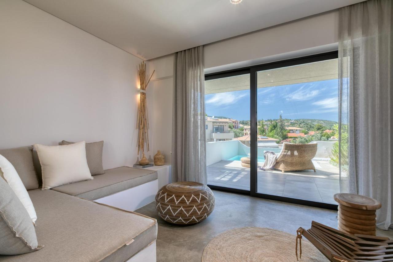 Crystal Waters Hotel Nikiana Luaran gambar